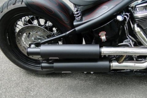 <p>Auch ein Auspuff-Blickfang (ohne Dekor)</p>